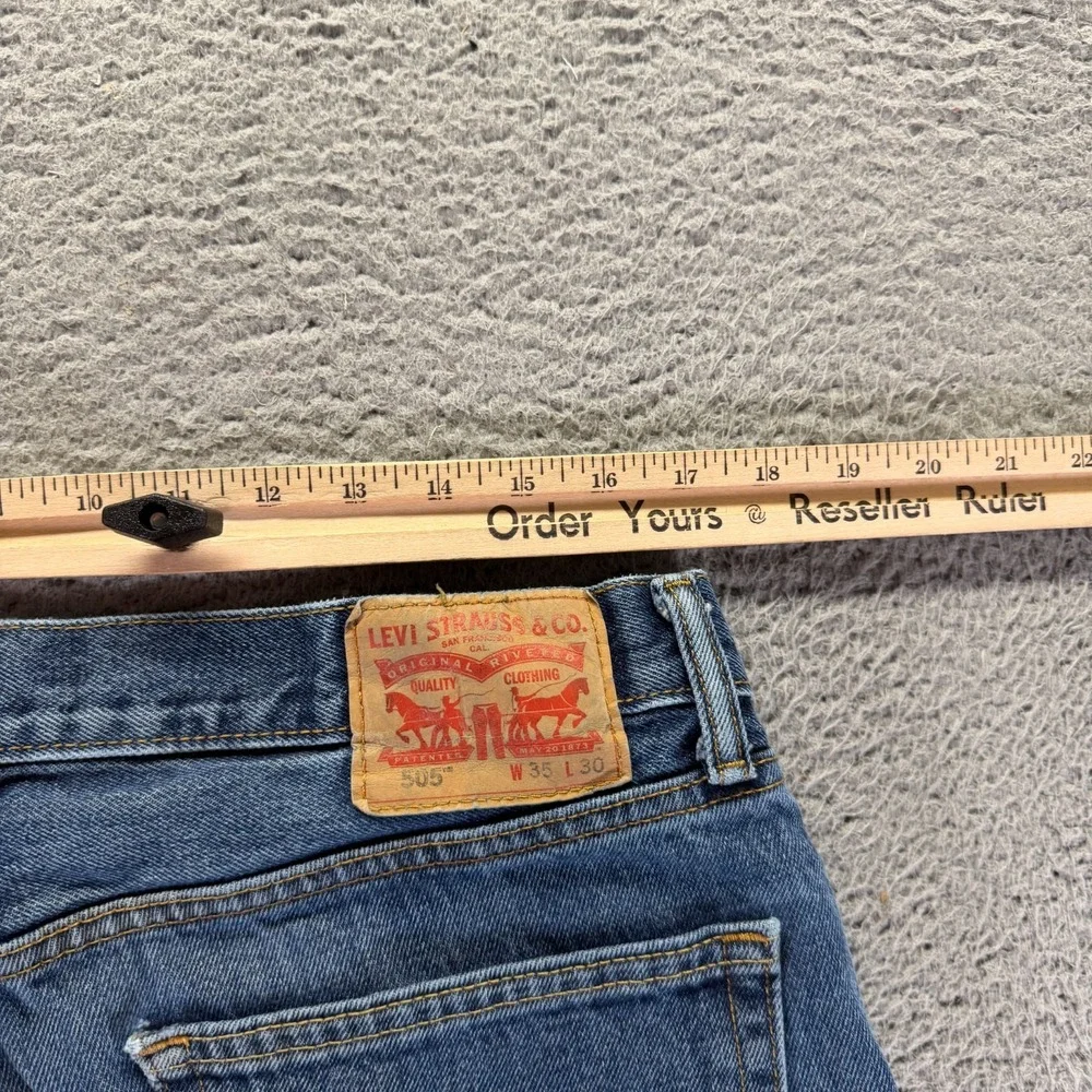 Levi's 505 Jeans Mens 35x30 Blue Cotton Denim Straight Leg Faded Travel Workwear